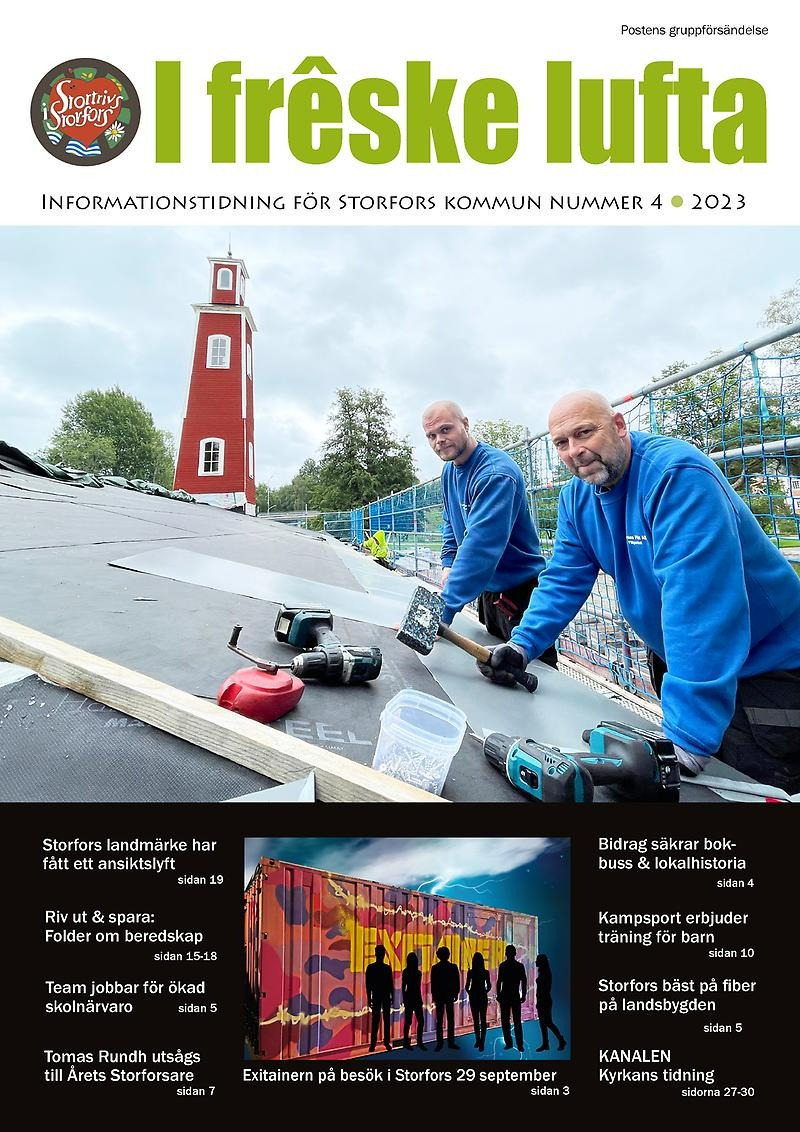 Framsidan på senaste I frêske lufta visar två män som renoverar ett tak